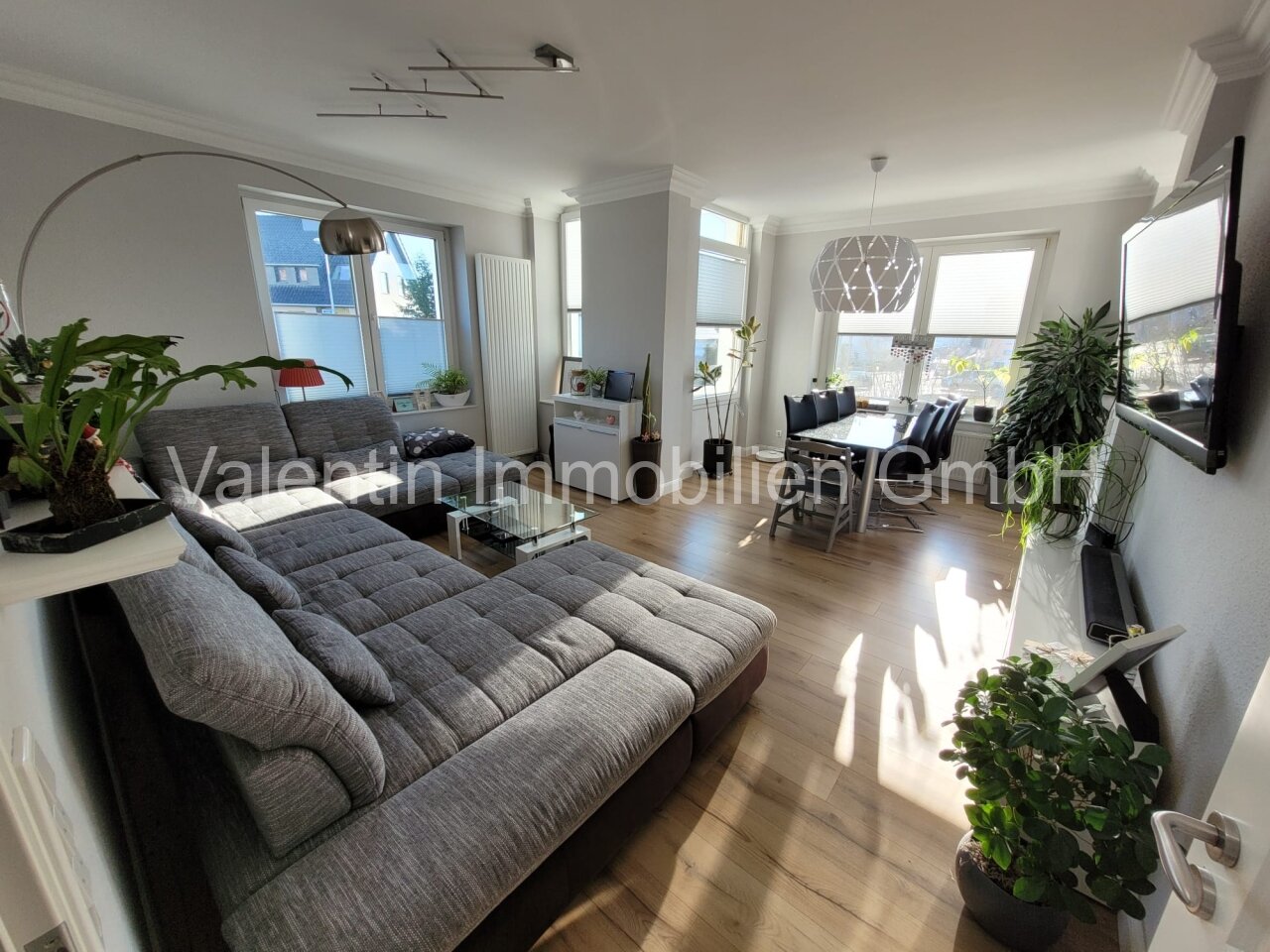 Stillvolle Altbauwohnung