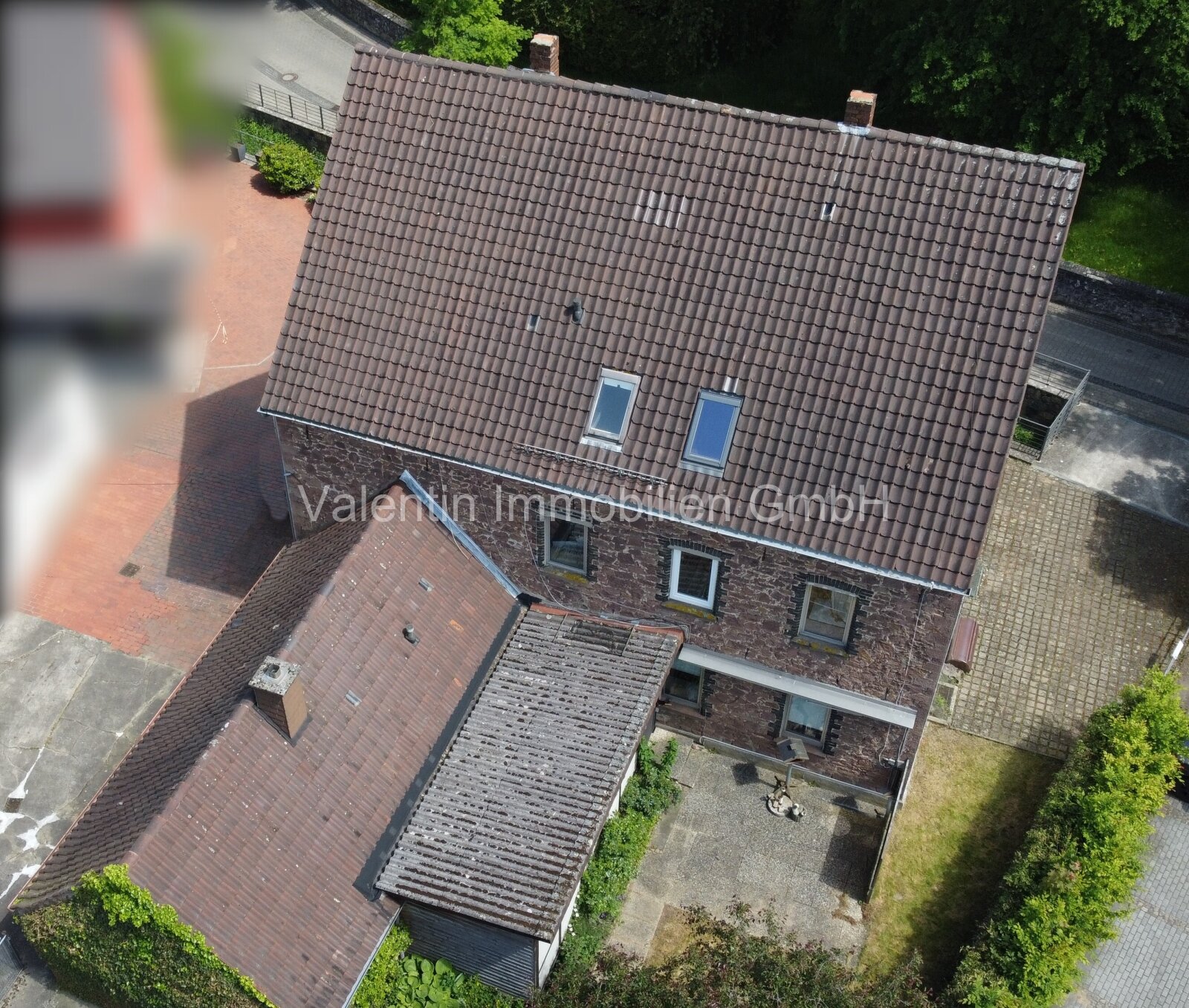 Historisches Mehrfamilienhaus sucht neuen Glanz