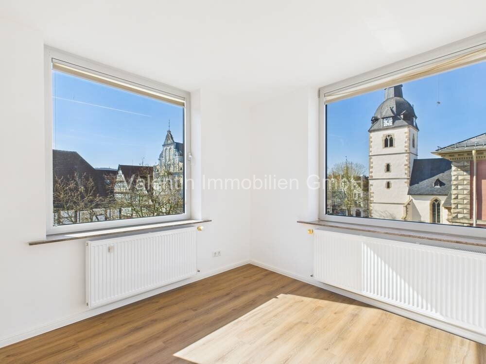 Exklusive Penthouse Wohnung am Marktplatz von Detmold – Urbanes Leben über den Dächern der Stadt