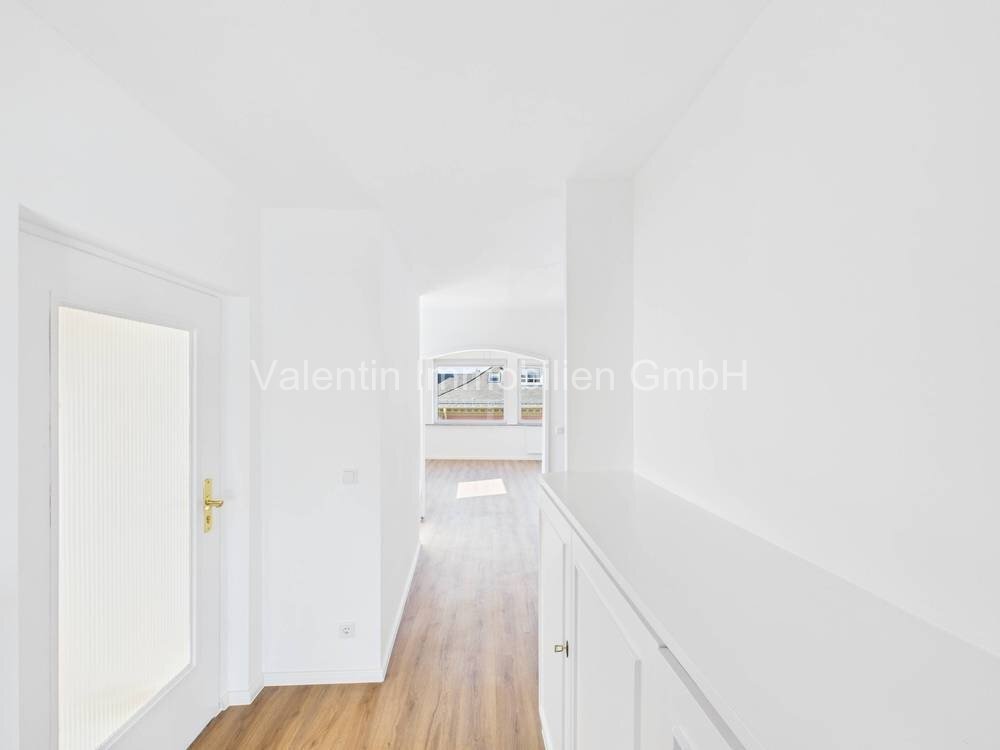 Exklusive Penthouse Wohnung am Marktplatz von Detmold – Urbanes Leben über den Dächern der Stadt